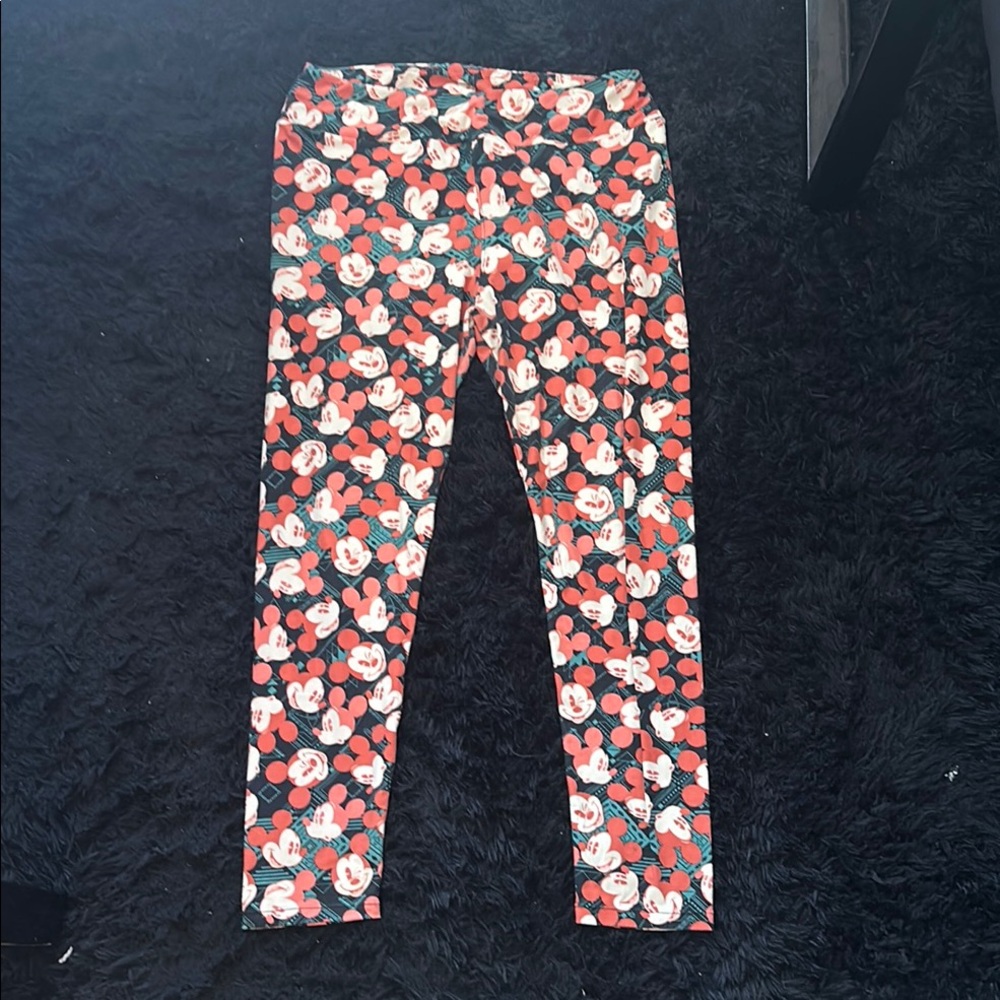 Disney Red and Black Santa Leggings